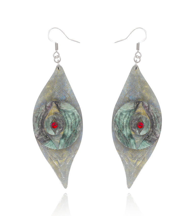 Nosy Penny Vertical Earrings